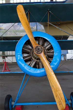 simsearch:400-08188604,k - Old aircraft engine with wood propeller, vintage plane close up Stock Photo - Budget Royalty-Free & Subscription, Code: 400-07179334