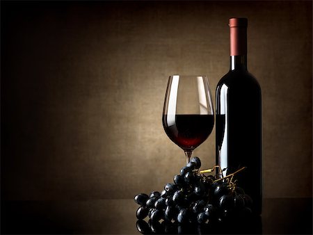 pub old fashioned - Wine and grape on a background of a canvas Stock Photo - Budget Royalty-Free & Subscription, Code: 400-07184780