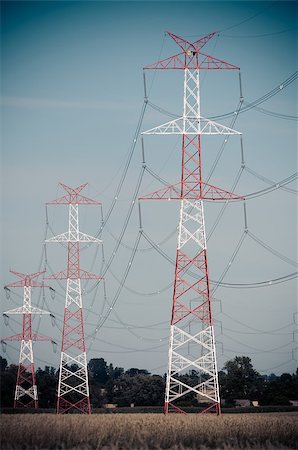 Pylon and transmission power line Photographie de stock - Aubaine LD & Abonnement, Code: 400-07208496