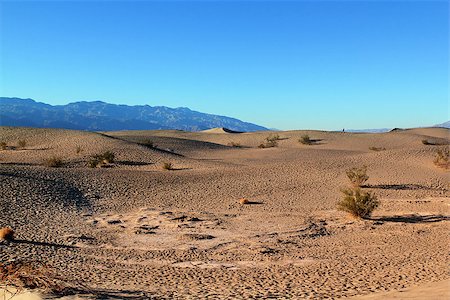 simsearch:855-06313097,k - Sand Dunes, Ripples And Mountain Peaks, Death Valley National Park, California Foto de stock - Super Valor sin royalties y Suscripción, Código: 400-07209092