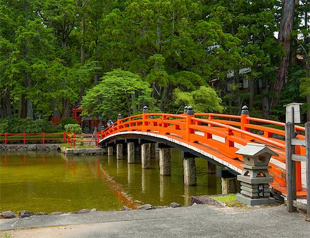 Beautiful traditional red bridge in Japanese Garden, Japan. Stock Photo - Budget Royalty-Free & Subscription, Code: 400-07209886