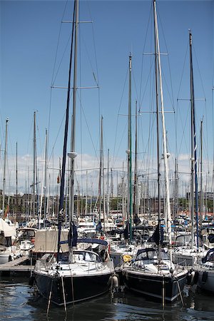 simsearch:400-04433053,k - yachts in the harbor. Marina the big city Stock Photo - Budget Royalty-Free & Subscription, Code: 400-07211959