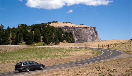 simsearch:400-05112302,k - Station Wagon on the Road in Western United States Stock Photo - Budget Royalty-Free & Subscription, Code: 400-07221859