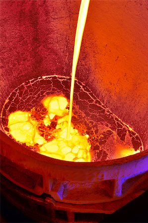 Foundry - Pouring of liquid metal Stock Photo - Budget Royalty-Free & Subscription, Code: 400-07252959