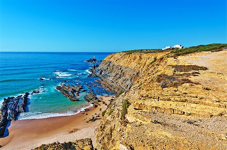 simsearch:400-07091395,k - Rocky Coast of Atlantic Ocean in Portugal Foto de stock - Super Valor sin royalties y Suscripción, Código: 400-07296178