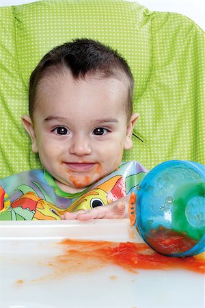 simsearch:400-05153083,k - smiling baby sitting in highchair with plate Stock Photo - Budget Royalty-Free & Subscription, Code: 400-07305542