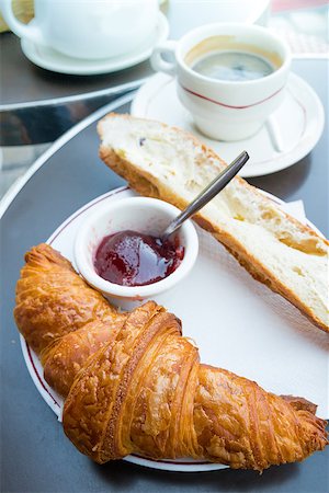 simsearch:400-05704519,k - Breakfast with coffee and croissants in a basket on table Stock Photo - Budget Royalty-Free & Subscription, Code: 400-07311969