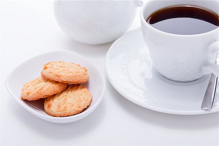simsearch:400-07305144,k - dark coffee in white cup and homemade cookie on table Stock Photo - Budget Royalty-Free & Subscription, Code: 400-07328475