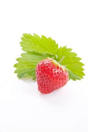 simsearch:400-05370991,k - fresh red tasty strawberry isolated on white background Stock Photo - Budget Royalty-Free & Subscription, Code: 400-07328556