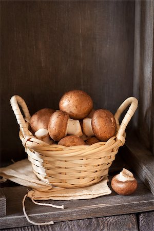 simsearch:400-04824992,k - Fresh mushrooms in a small wicker basket. Stock Photo - Budget Royalty-Free & Subscription, Code: 400-07321645