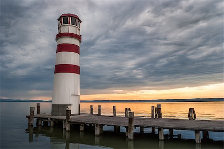 simsearch:400-07405238,k - Lighthouse at Lake Neusiedl at sunset in Podersdorf, Burgenland, Austria Foto de stock - Super Valor sin royalties y Suscripción, Código: 400-07416582