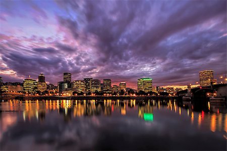 simsearch:400-07424733,k - Portland Oregon Downtown Waterfront City Skyline with Reflection on Willamette River After Sunset Stock Photo - Budget Royalty-Free & Subscription, Code: 400-07424733