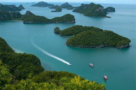 simsearch:400-05745636,k - Many green islands are scatter the sea. This is Archipelago of Ang Thong -  National Marine Park near Koh Samui, Thailand. Stock Photo - Budget Royalty-Free & Subscription, Code: 400-07428085