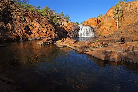 simsearch:400-05900108,k - Small waterfall and pool with clear water, Kakadu National Park, Australia Stock Photo - Budget Royalty-Free & Subscription, Code: 400-07510720