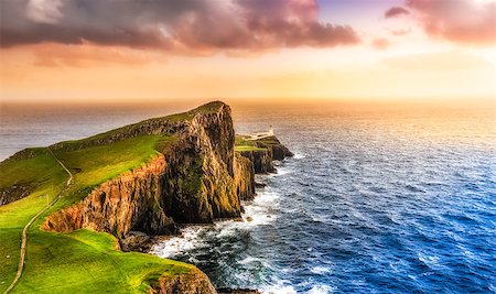 Colorful ocean coast panoramic sunset at Neist point lighthouse, Scotland, United Kingdom Foto de stock - Super Valor sin royalties y Suscripción, Código: 400-07511540