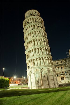 romanesque pisa cathedral - Famous leaning Tower of Pisa in Italy in night Stock Photo - Budget Royalty-Free & Subscription, Code: 400-07555908