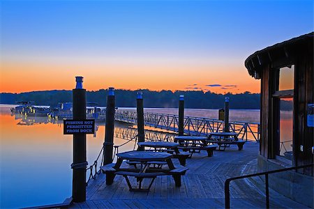 simsearch:400-06408905,k - Sunrise at the boat dock on Lake Marburg in Codorus State Park, York County, Pennsylvania, USA. Stock Photo - Budget Royalty-Free & Subscription, Code: 400-07570426