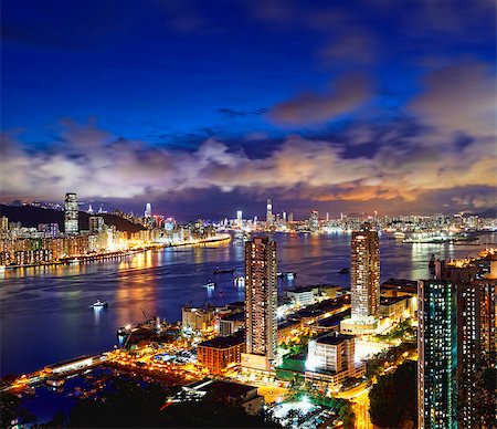 simsearch:400-07634376,k - Hong Kong harbour at Night Foto de stock - Super Valor sin royalties y Suscripción, Código: 400-07615672