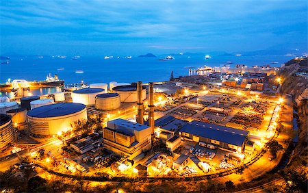 Glow light of petrochemical industry, Hong Kong Photographie de stock - Aubaine LD & Abonnement, Code: 400-07630722