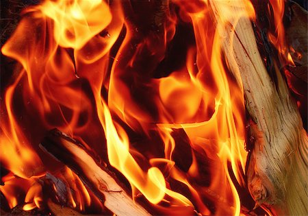 simsearch:614-03763965,k - Detail of fire flames and wood background Stock Photo - Budget Royalty-Free & Subscription, Code: 400-07675154