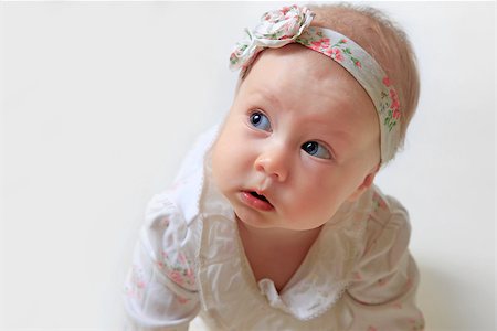 simsearch:400-05153083,k - Beautiful small kid girl in studio Stock Photo - Budget Royalty-Free & Subscription, Code: 400-07675775
