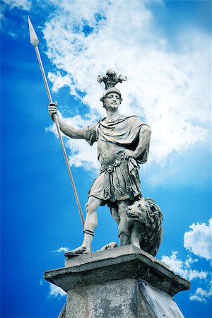 simsearch:400-08792993,k - An image of a beautiful male statue with a lance Foto de stock - Super Valor sin royalties y Suscripción, Código: 400-07715101