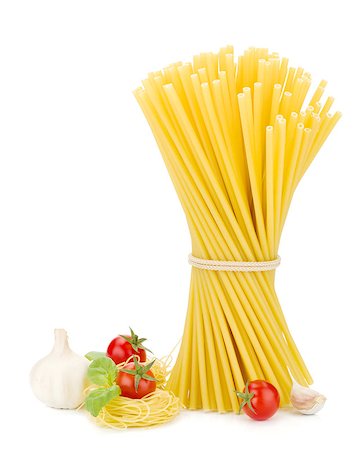 simsearch:400-06796273,k - Pasta, tomatoes, basil and garlic. Isolated on white background Stock Photo - Budget Royalty-Free & Subscription, Code: 400-07719172