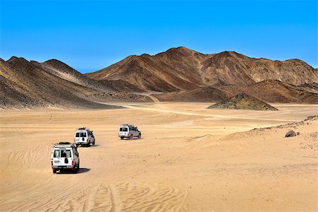 dune driving - Landscape of Sahara desert with jeeps for safari. Stock Photo - Budget Royalty-Free & Subscription, Code: 400-07772771