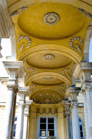 simsearch:400-07681663,k - Schonbrunn Palace architecture details, Vienna Stock Photo - Budget Royalty-Free & Subscription, Code: 400-07773352