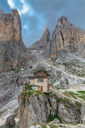 simsearch:400-05731177,k - Torri del Vajolet, rifugio Preuss in Dolomites, Italy Stock Photo - Budget Royalty-Free & Subscription, Code: 400-07794702