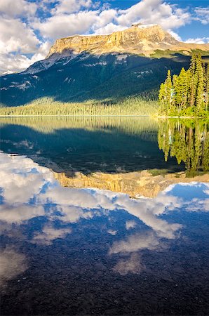 simsearch:400-07823385,k - Mountain range and water reflection, Emerald lake, Rocky mountains, Canada Stock Photo - Budget Royalty-Free & Subscription, Code: 400-07818855