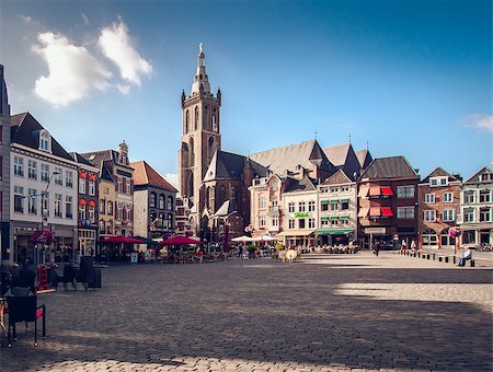 europe sidewalk cafe - Day view of market square, it is popular touristic place, it is lined with cafes, restaurants and shops. Roermond, Netherlands Photographie de stock - Aubaine LD & Abonnement, Code: 400-07892320