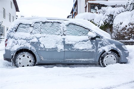 An image of a car covered in snow Stock Photo - Budget Royalty-Free & Subscription, Code: 400-07903458