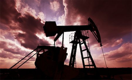 fracking - Oil and gas well profiled on sunset Stock Photo - Budget Royalty-Free & Subscription, Code: 400-07920589