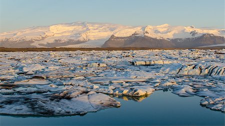 simsearch:400-05271081,k - Jokulsarlon ice lagoon at sunrise Photographie de stock - Aubaine LD & Abonnement, Code: 400-07921760