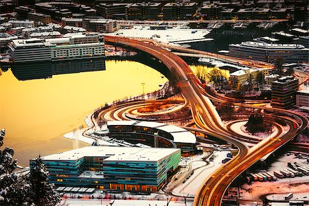 view from the mountains to Bergen in the winter with roads , Norway Photographie de stock - Aubaine LD & Abonnement, Code: 400-07981211