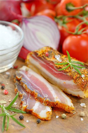 simsearch:400-04885499,k - Smoked bacon and vegetables on wood table Stock Photo - Budget Royalty-Free & Subscription, Code: 400-08020544