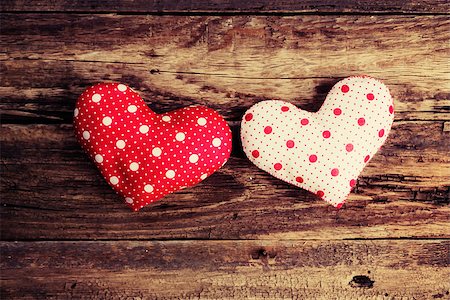 simsearch:400-08034169,k - Two hearts made of cloth on a wooden surface Stock Photo - Budget Royalty-Free & Subscription, Code: 400-08034169