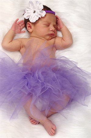 2 week old baby Stock Photo - Budget Royalty-Free & Subscription, Code: 400-08131507