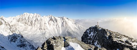 simsearch:400-04636750,k - Panoramic scenic view of winter mountains in High Tatras, Slovakia, Europe Stock Photo - Budget Royalty-Free & Subscription, Code: 400-08250688