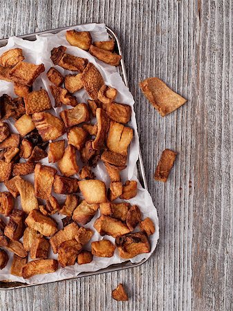 simsearch:400-04885499,k - close up of rustic deep fried crispy pork rind Stock Photo - Budget Royalty-Free & Subscription, Code: 400-08292103