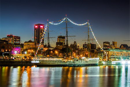 simsearch:400-07111236,k - Harbor Puerto Madero Buenos Aires Argentine, skyline and ships Stock Photo - Budget Royalty-Free & Subscription, Code: 400-08332738