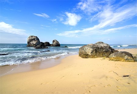 simsearch:400-05745636,k - Big stones in the ocean and on a beach of Sri Lanka Stock Photo - Budget Royalty-Free & Subscription, Code: 400-08348505