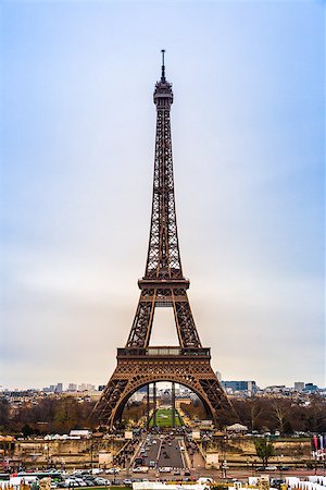 simsearch:400-04974897,k - PARIS - NOVEMBER 15: Eiffel tower from Trocadero on November 15, 2012 in Paris. The tallest structure in Paris and the most-visited paid monument in the world, 320 meters tall, built in 1889. Stock Photo - Budget Royalty-Free & Subscription, Code: 400-08400671