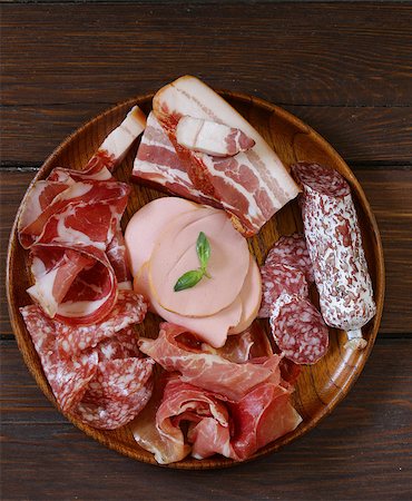 simsearch:400-06207145,k - Assorted deli meats - ham, sausage, salami, parma, prosciutto, bacon Stock Photo - Budget Royalty-Free & Subscription, Code: 400-08427814