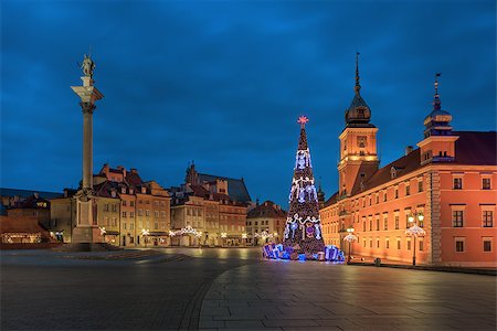 Night view of Old Warsaw's Castle Square during Chritsmas Stock Photo - Budget Royalty-Free & Subscription, Code: 400-08431343