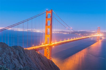 simsearch:841-07653114,k - Night view at illuminated Golden Gate Bridge which spans Golden Gate strait at San Francisco Bay. California, USA Stock Photo - Budget Royalty-Free & Subscription, Code: 400-08553847