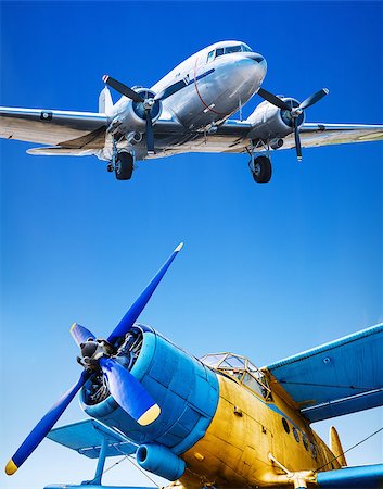 simsearch:400-04996557,k - old airplane ready for takeoff Stock Photo - Budget Royalty-Free & Subscription, Code: 400-08696742