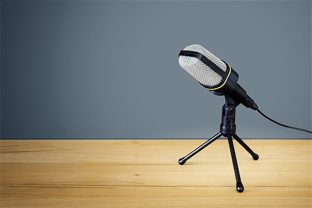 simsearch:400-04278069,k - An image of a typical microphone on a wooden desk Stock Photo - Budget Royalty-Free & Subscription, Code: 400-08730682