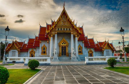 The Marble Temple of Wat Ben, one of the famous landmarks of Bangkok Stock Photo - Budget Royalty-Free & Subscription, Code: 400-08784589